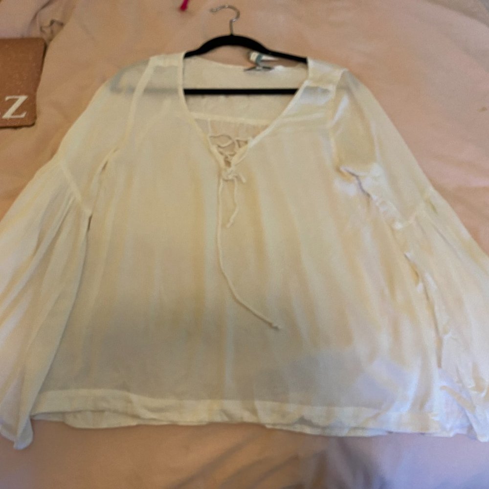 Flowy White Long-Sleeve Top with Front Lace Up - Picture 3 of 3